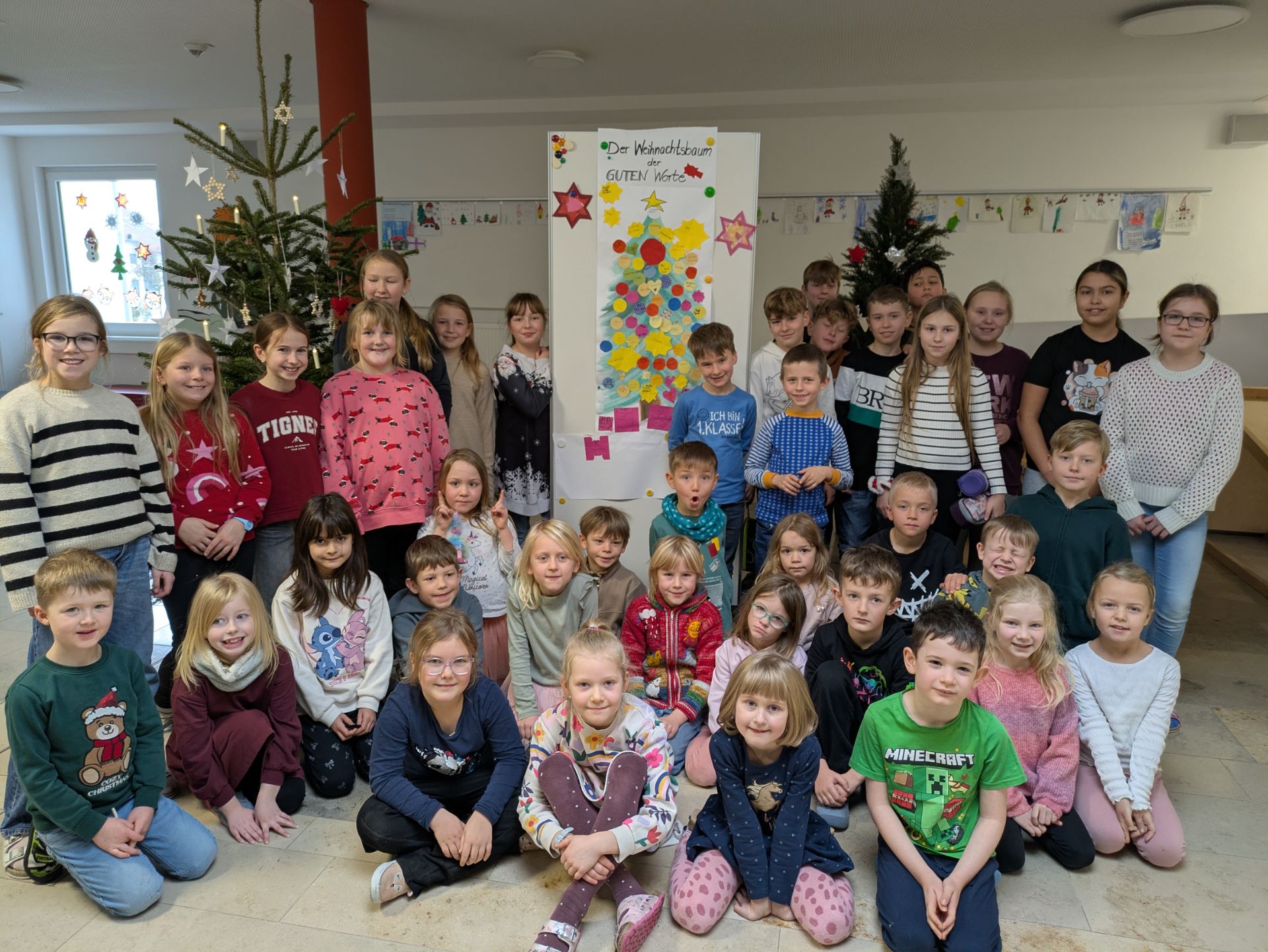 Es weihnachtet in den Klassen 1b und 4b