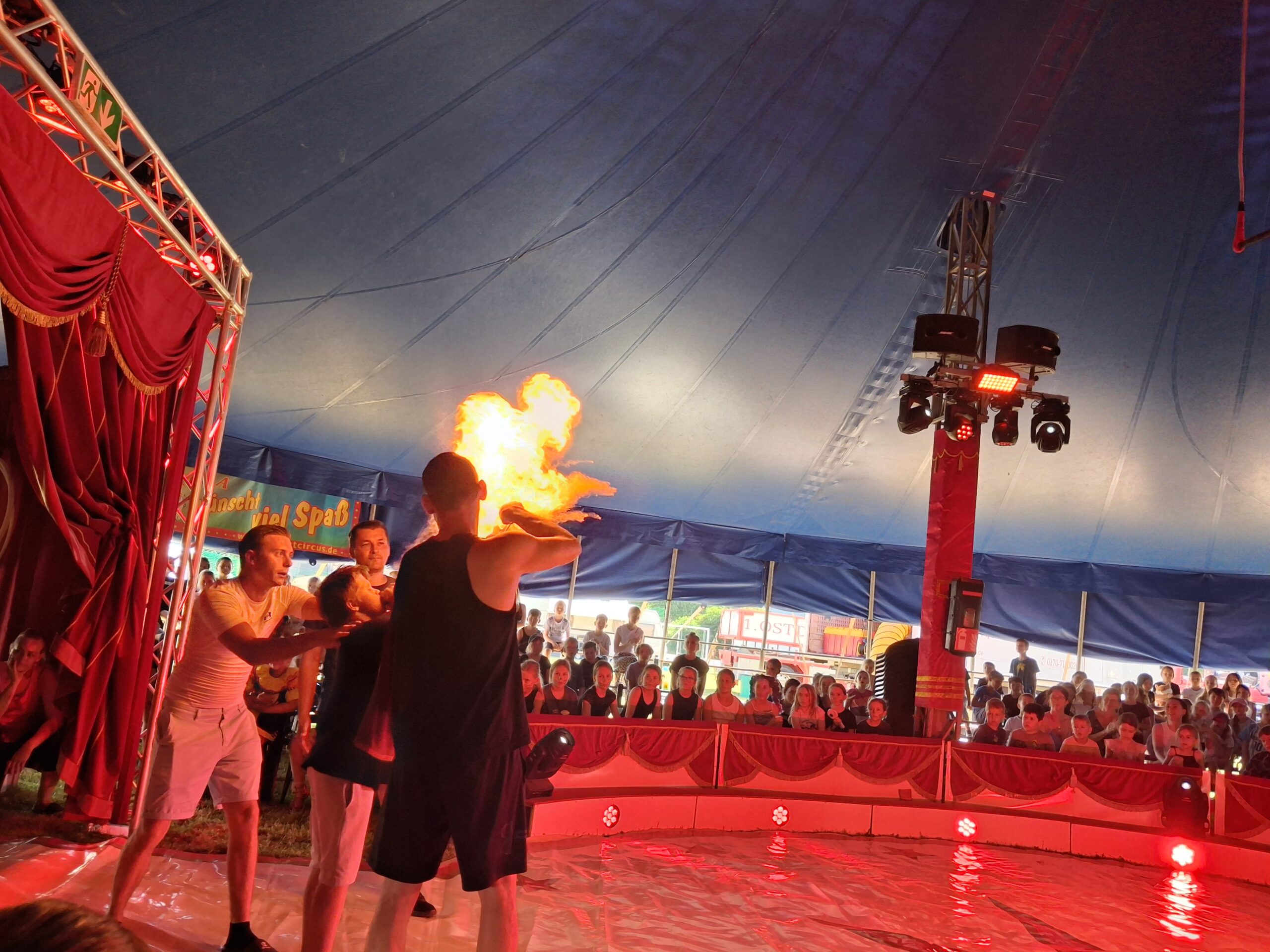 Der Zirkus besucht uns