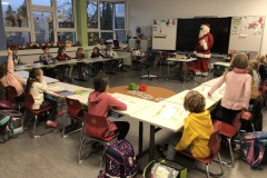 Nikolaus_mit_Kindern_4